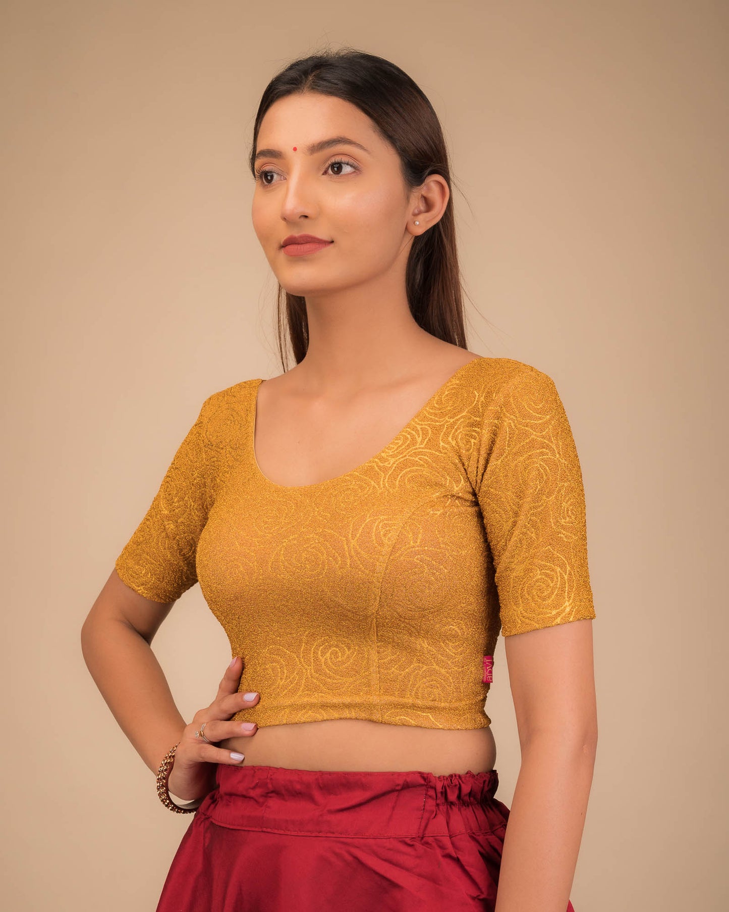 Side profile highlighting the fit and sleeve length.