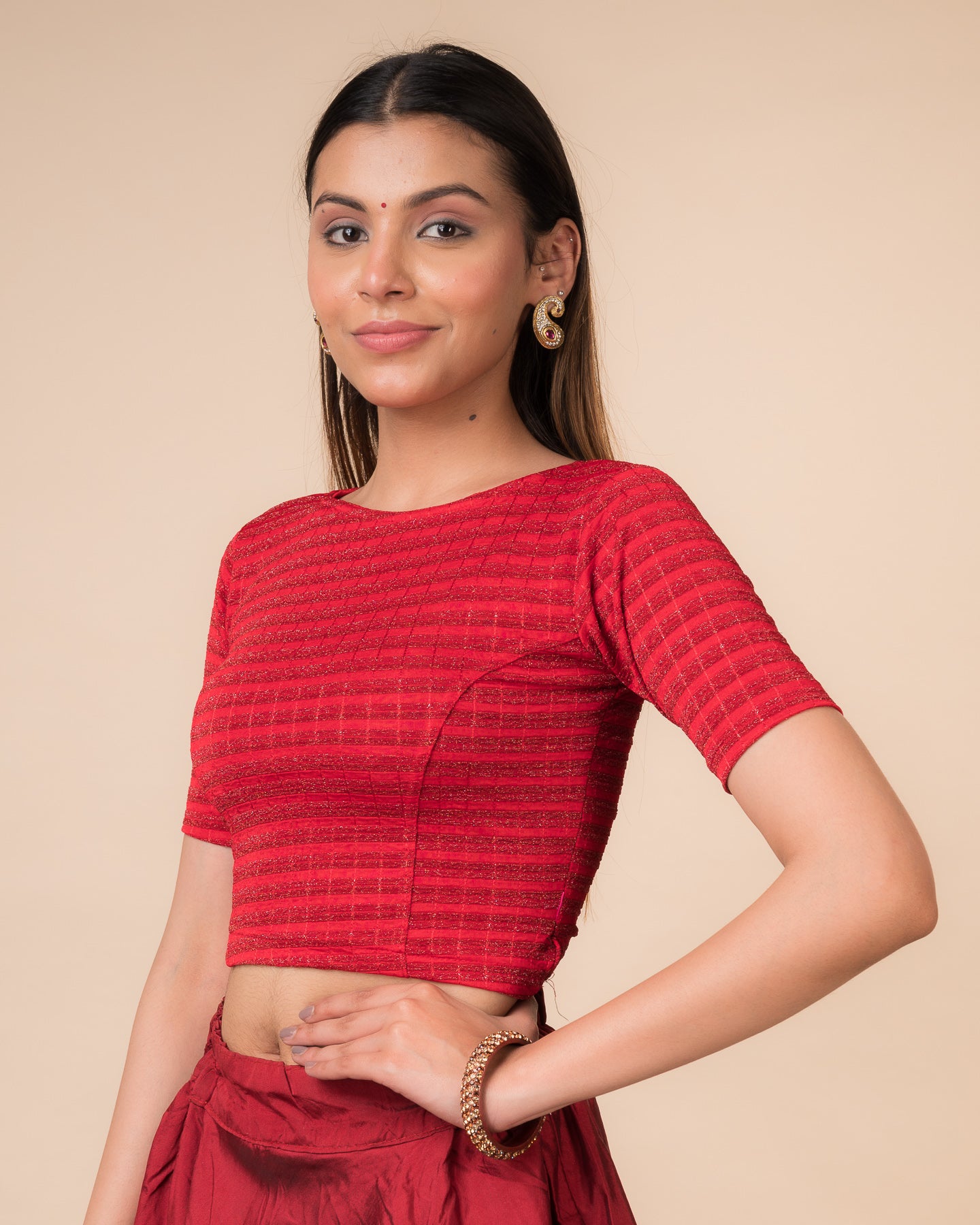 Side profile highlighting the fit and sleeve length