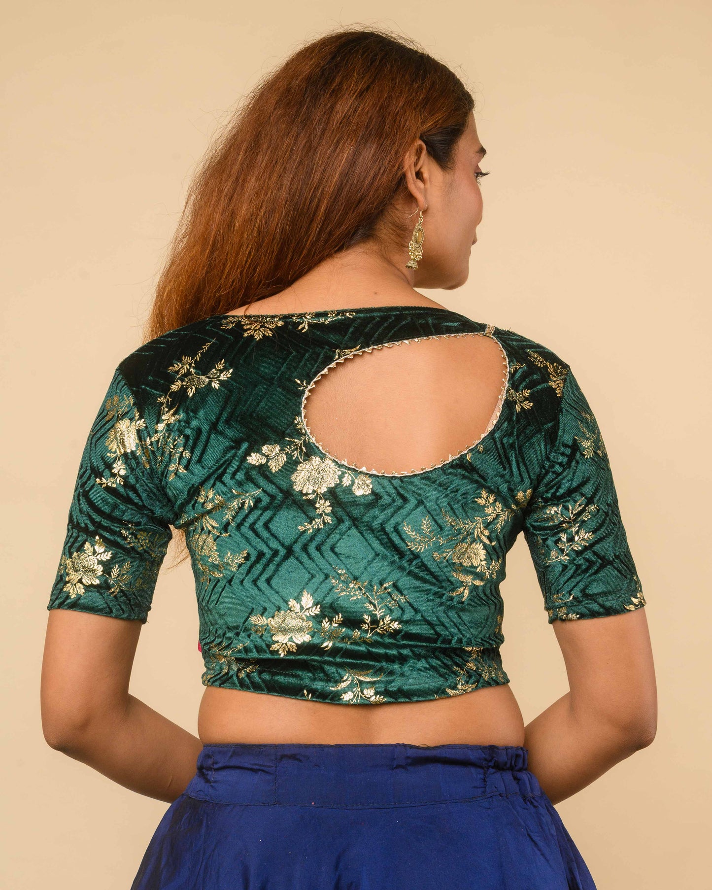Keri Bottle Green Metallic Velvet Floral Stretchable Saree Blouse – Advi