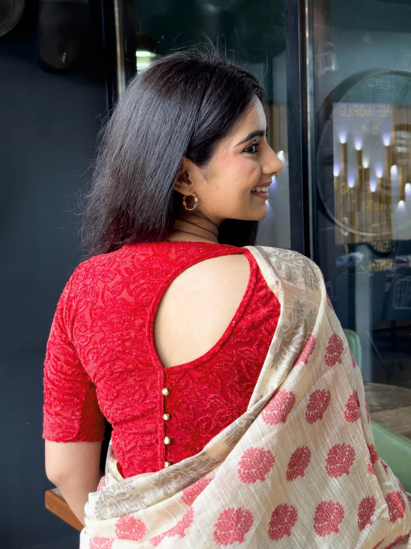 Chanda Red Bright Floral Brasso Velvet Stretchable Saree Blouse Advi