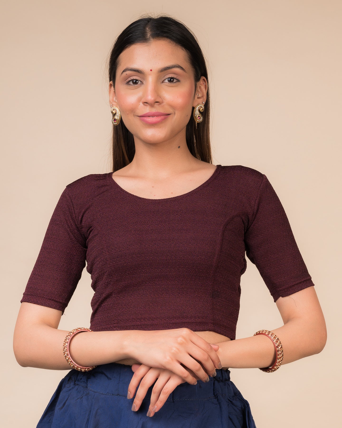Arishta Wine Hook Detail Elbow Sleeve Blouse – Advi Classic Stretch Fit