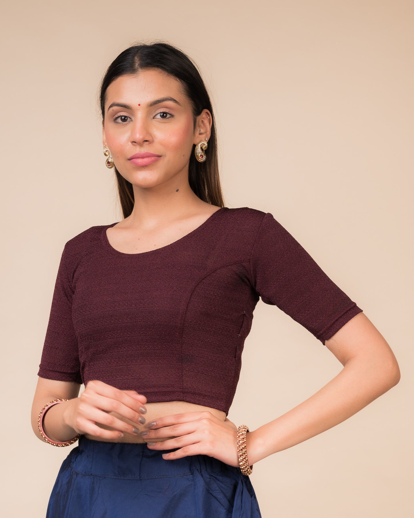 Arishta Wine Hook Detail Elbow Sleeve Blouse – Advi Classic Stretch Fit