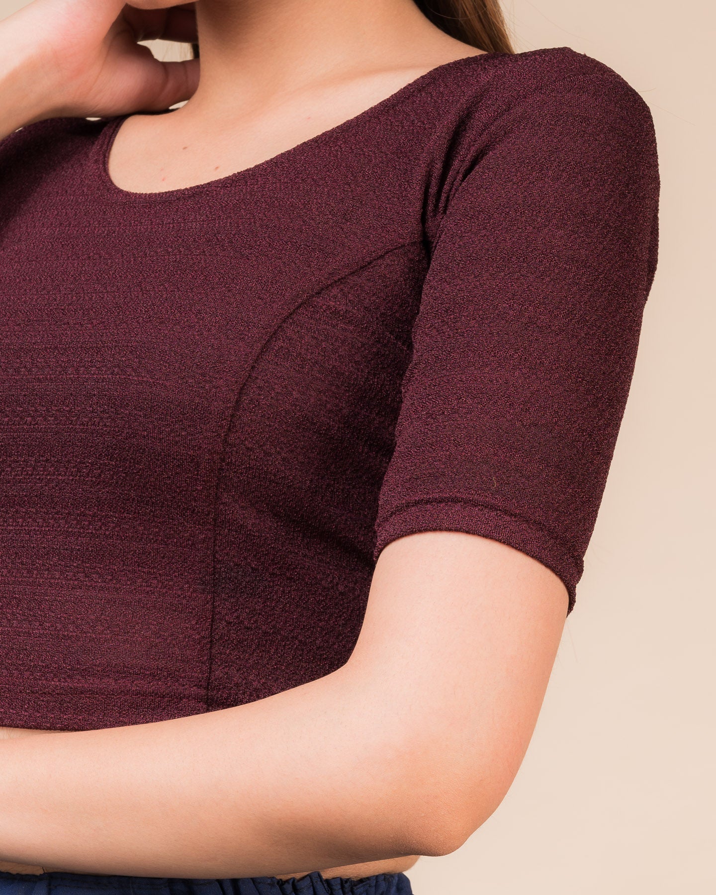 Arishta Wine Hook Detail Elbow Sleeve Blouse – Advi Classic Stretch Fit