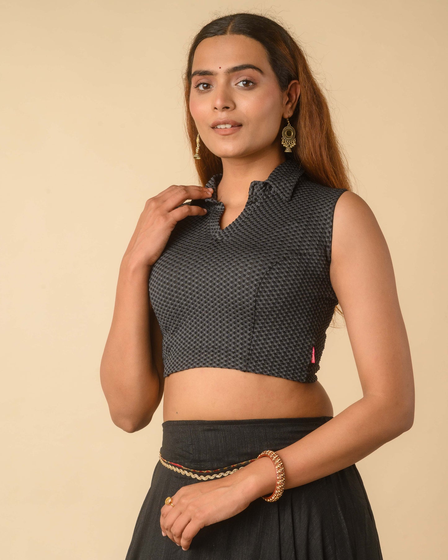 Daftar Black Gingham Sleeveless Stretchable Saree Blouse Advi