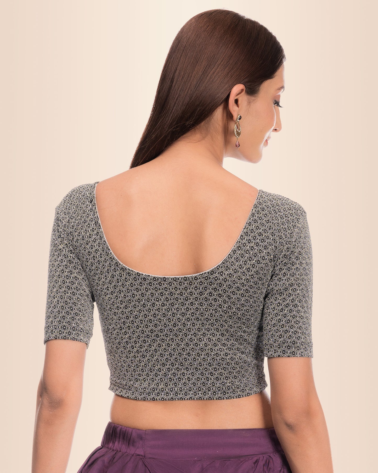 Rear view showing the zig-zag pattern continuing across the back.