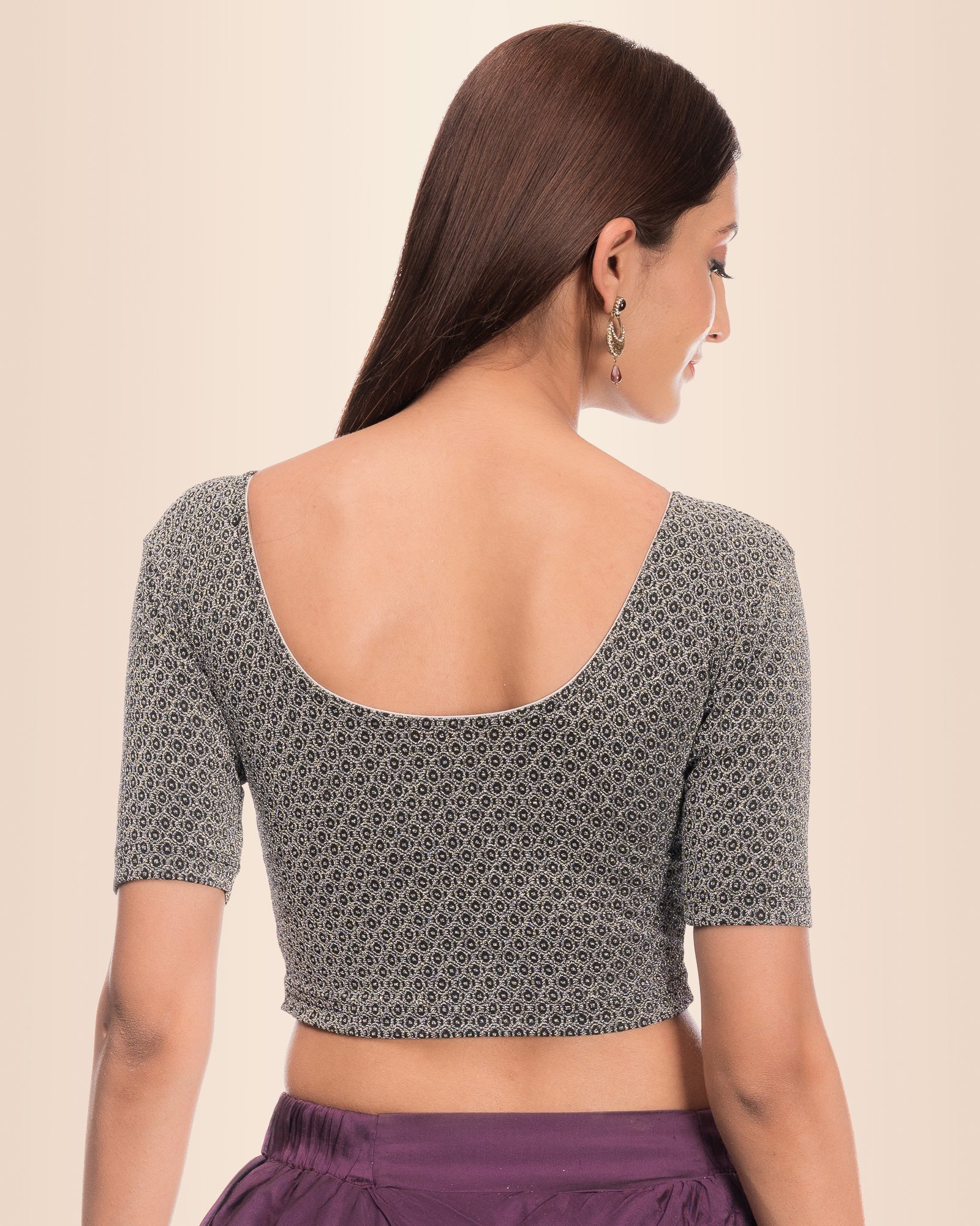 Rear view showing the zig-zag pattern continuing across the back.