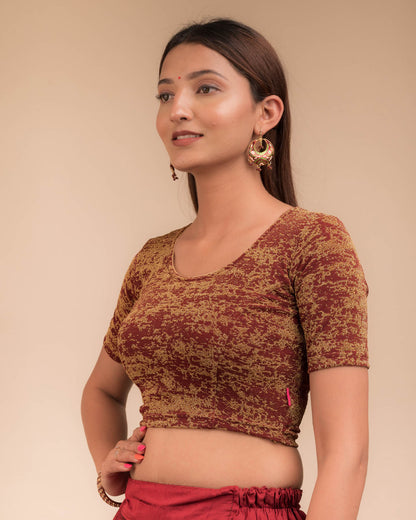 Side profile highlighting the fit and sleeve length