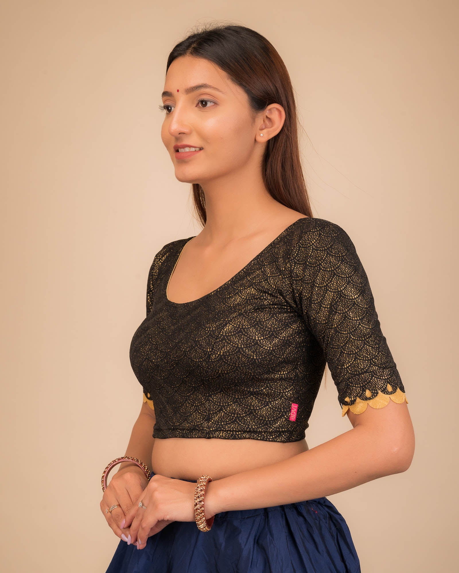 Side profile showcasing the sleeve structure and fit.