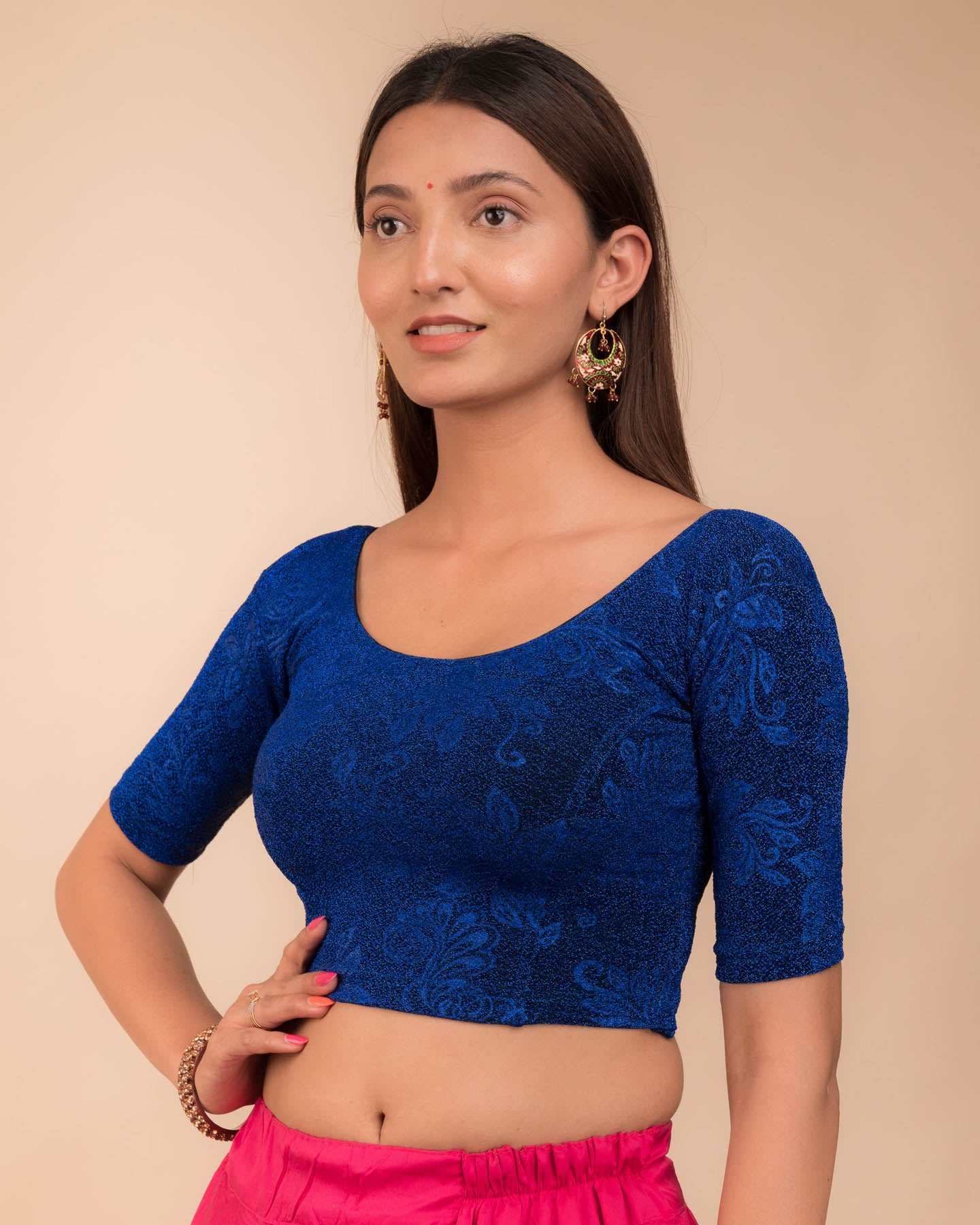 Side profile highlighting the fit and sleeve design.