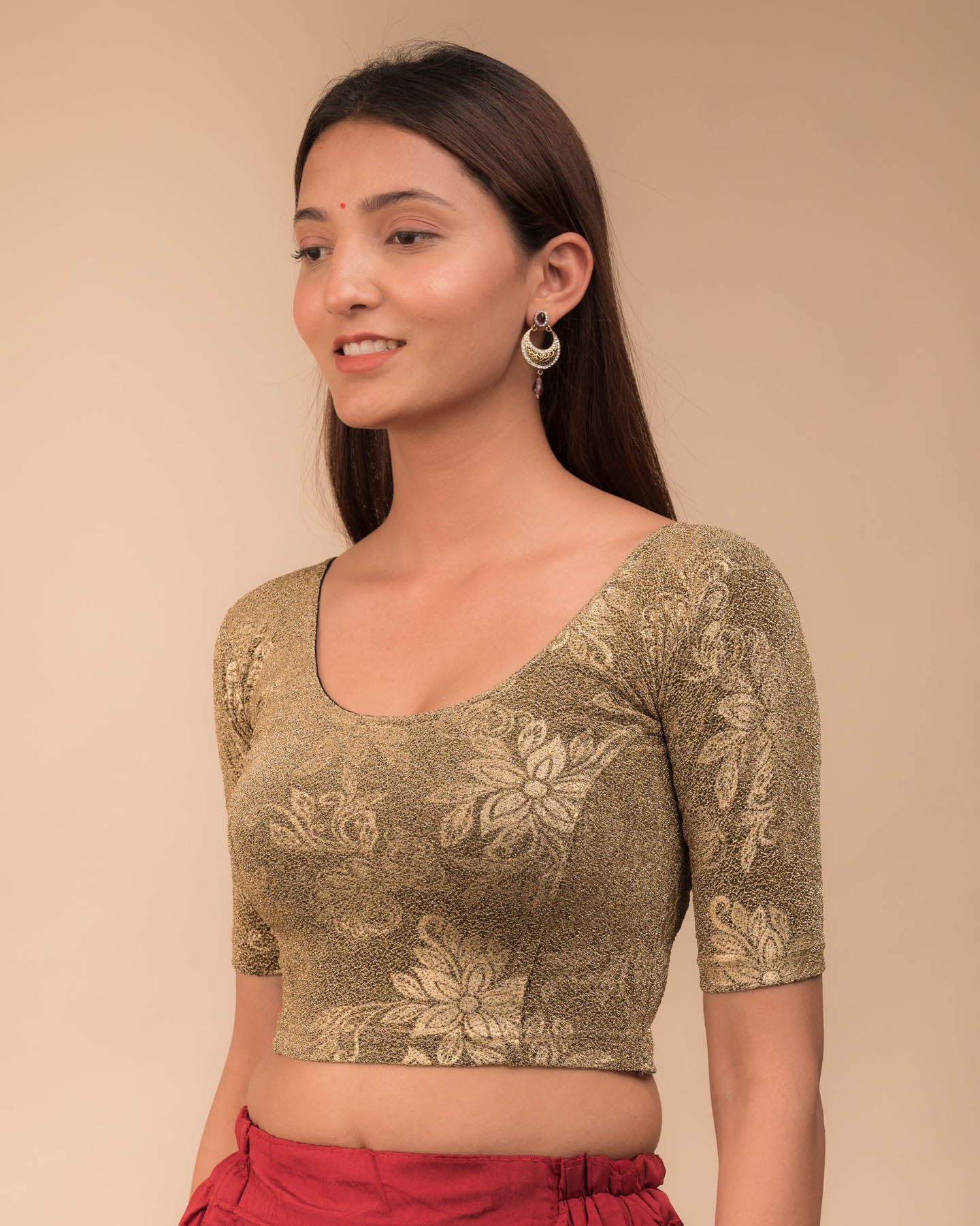 Side profile highlighting the fit and sleeve design.