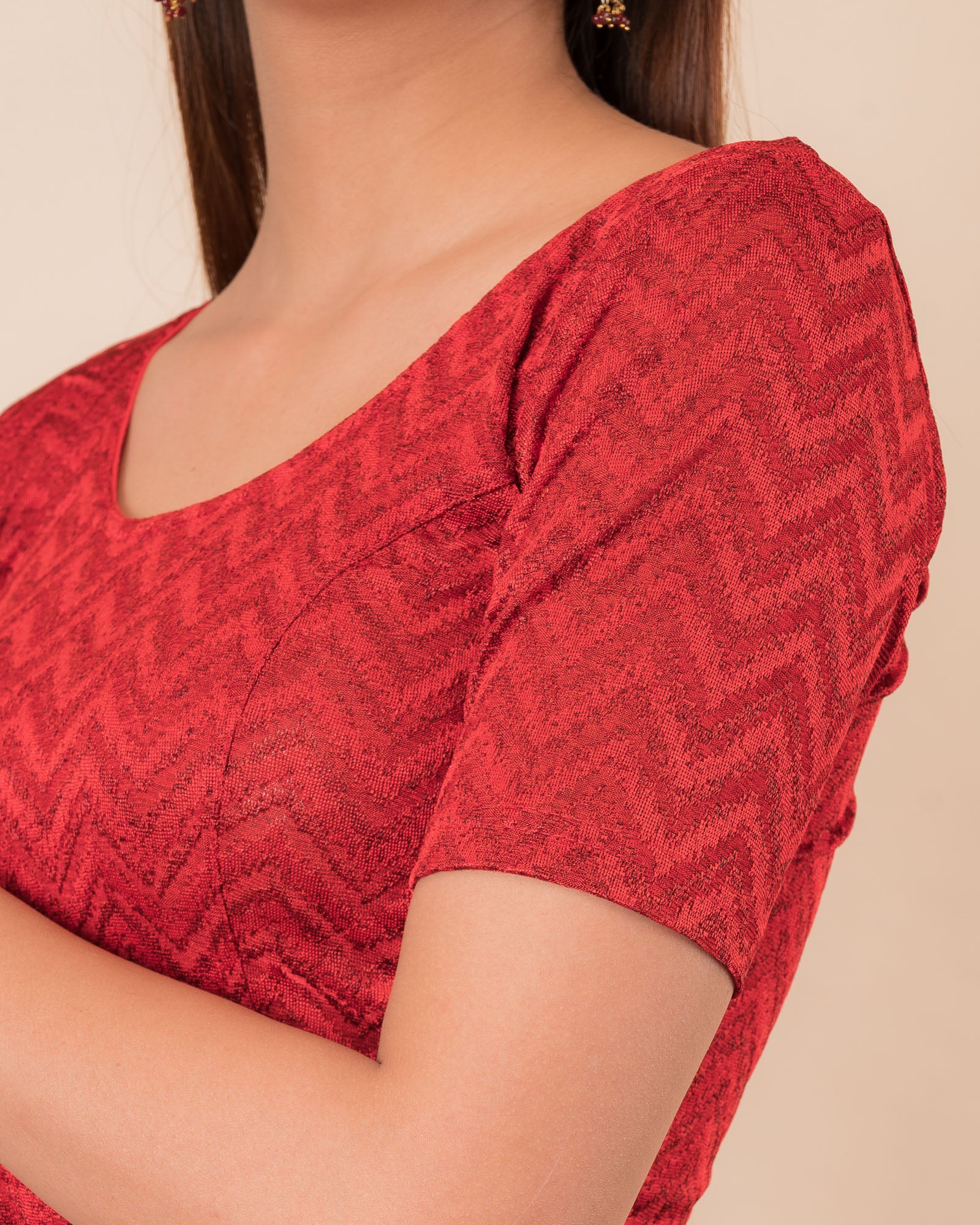 Close-up of the melange jacquard fabric detailing the zig-zag pattern and texture