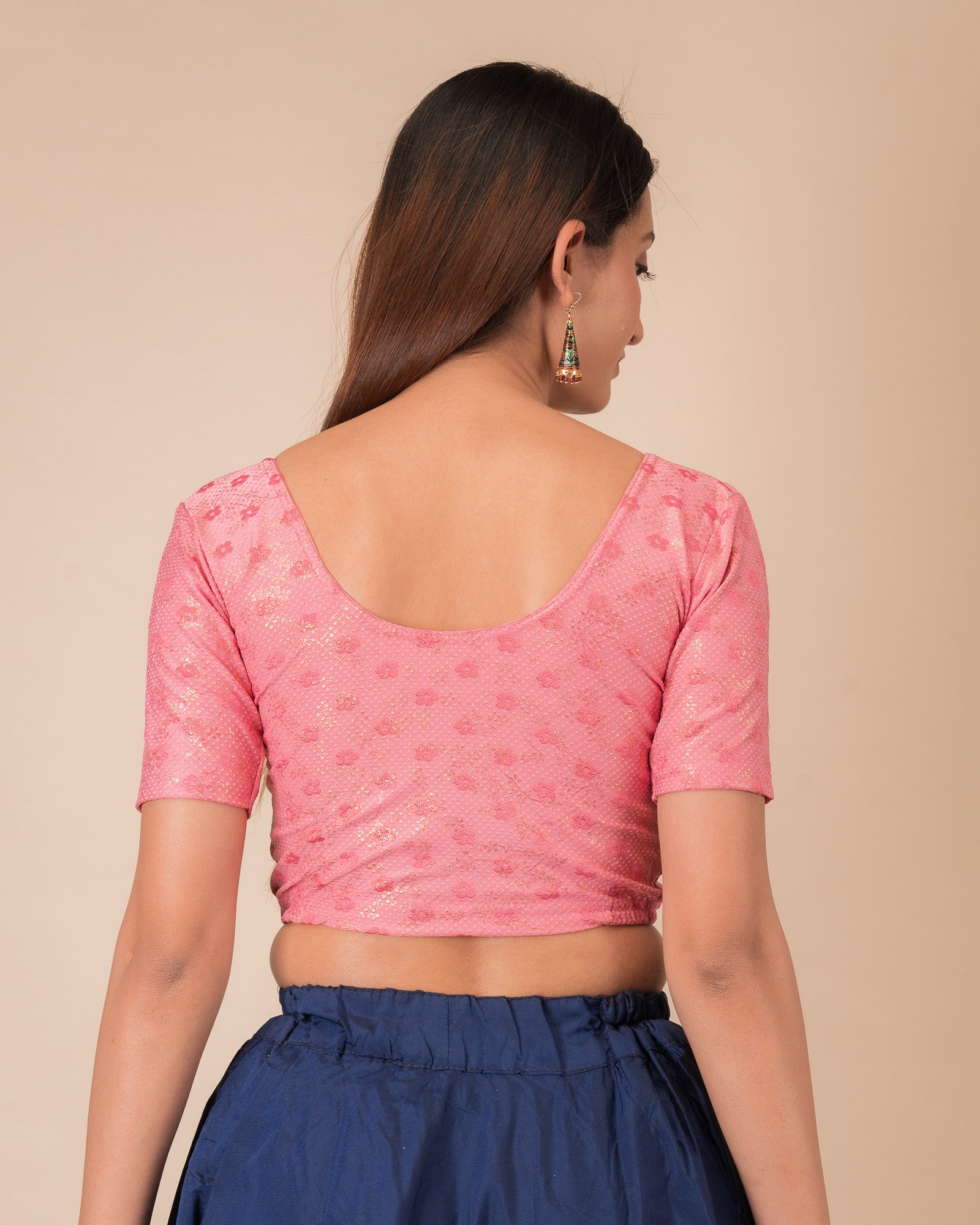 Rear view showcasing the zig-zag pattern on the back