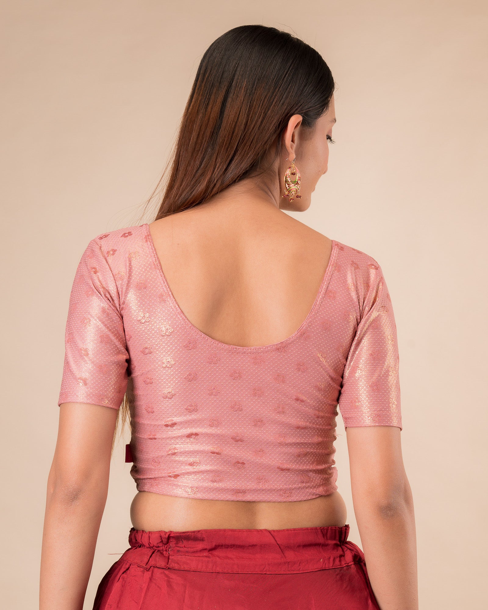 Rear view showcasing the zig-zag pattern on the back