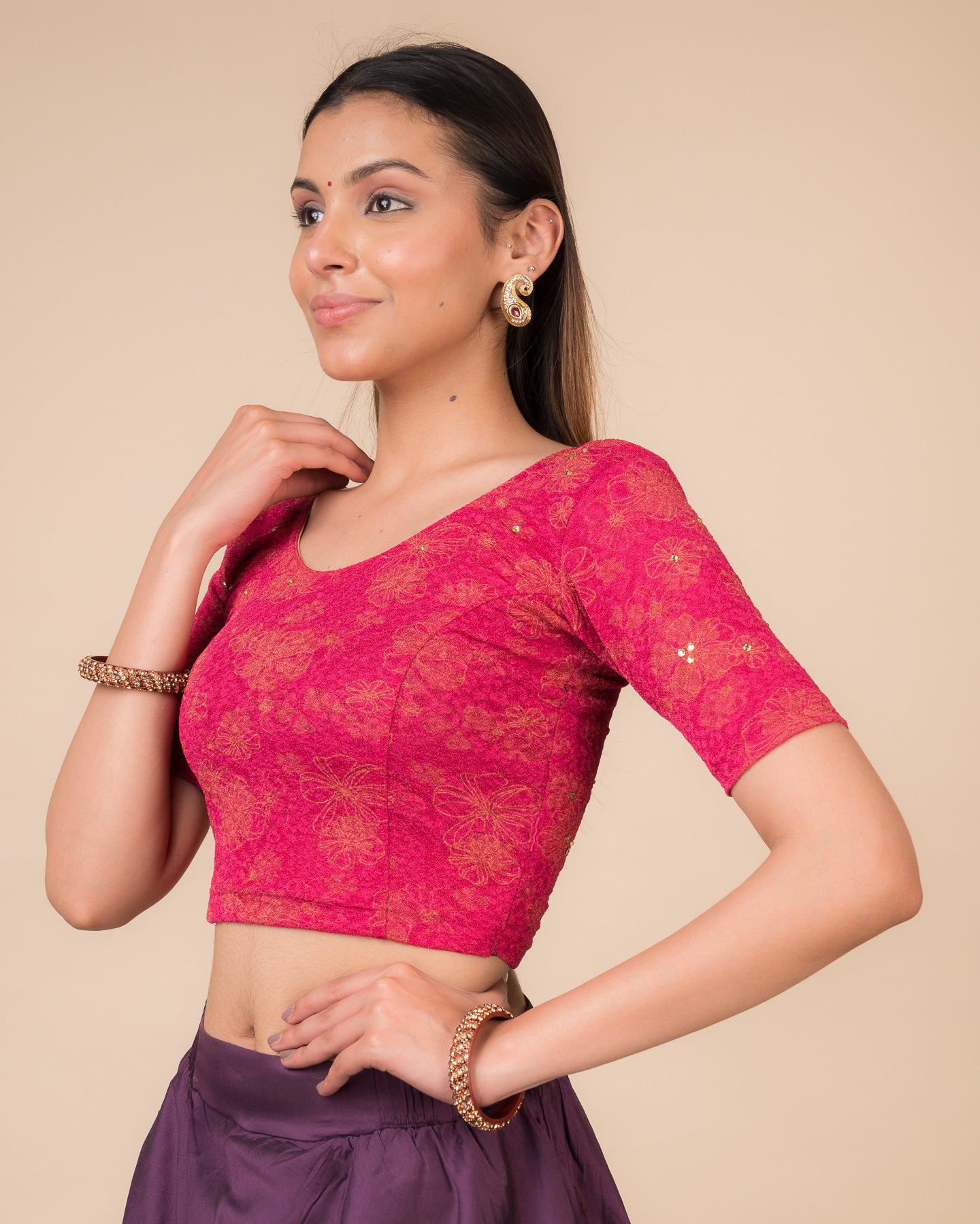 Side profile highlighting the fit and sleeve length