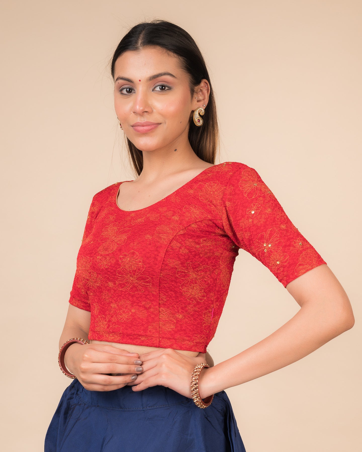 Side profile highlighting the fit and sleeve length