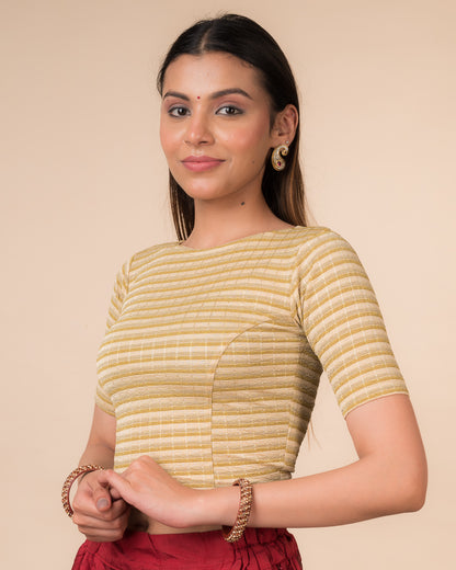 Side profile highlighting the fit and sleeve length