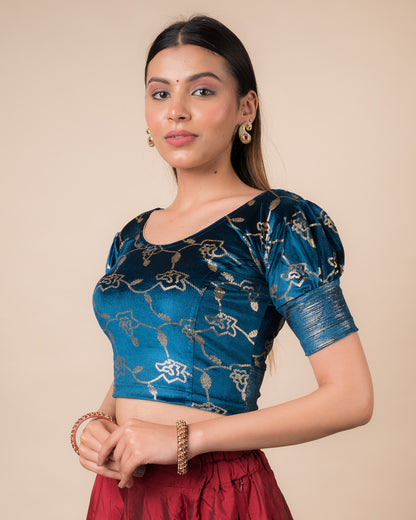 Side profile highlighting the puffed sleeves and fit
