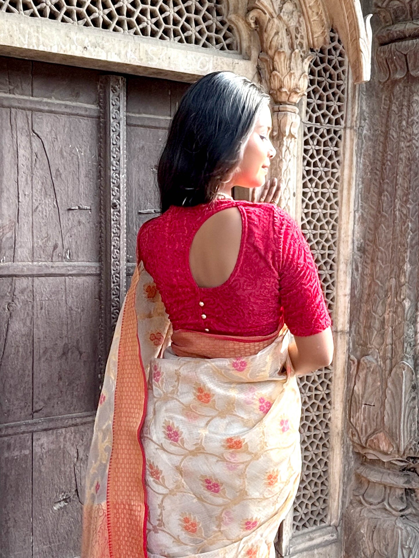 Chanda Maroon Floral Brasso Velvet Stretchable Saree Blouse Advi