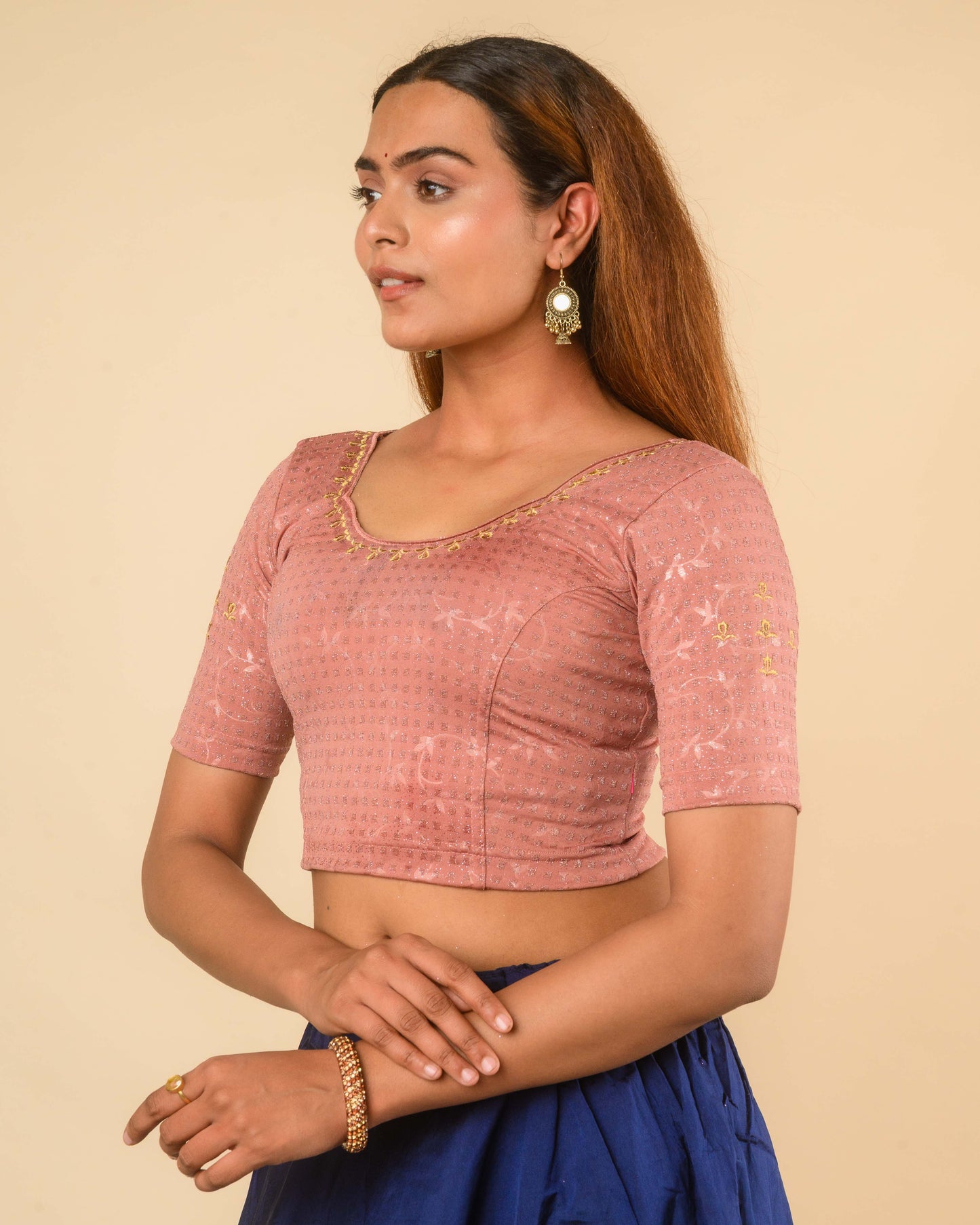 Chamkila Mocha Zari Embroidered Readymade Stretchable Saree Blouse Advi