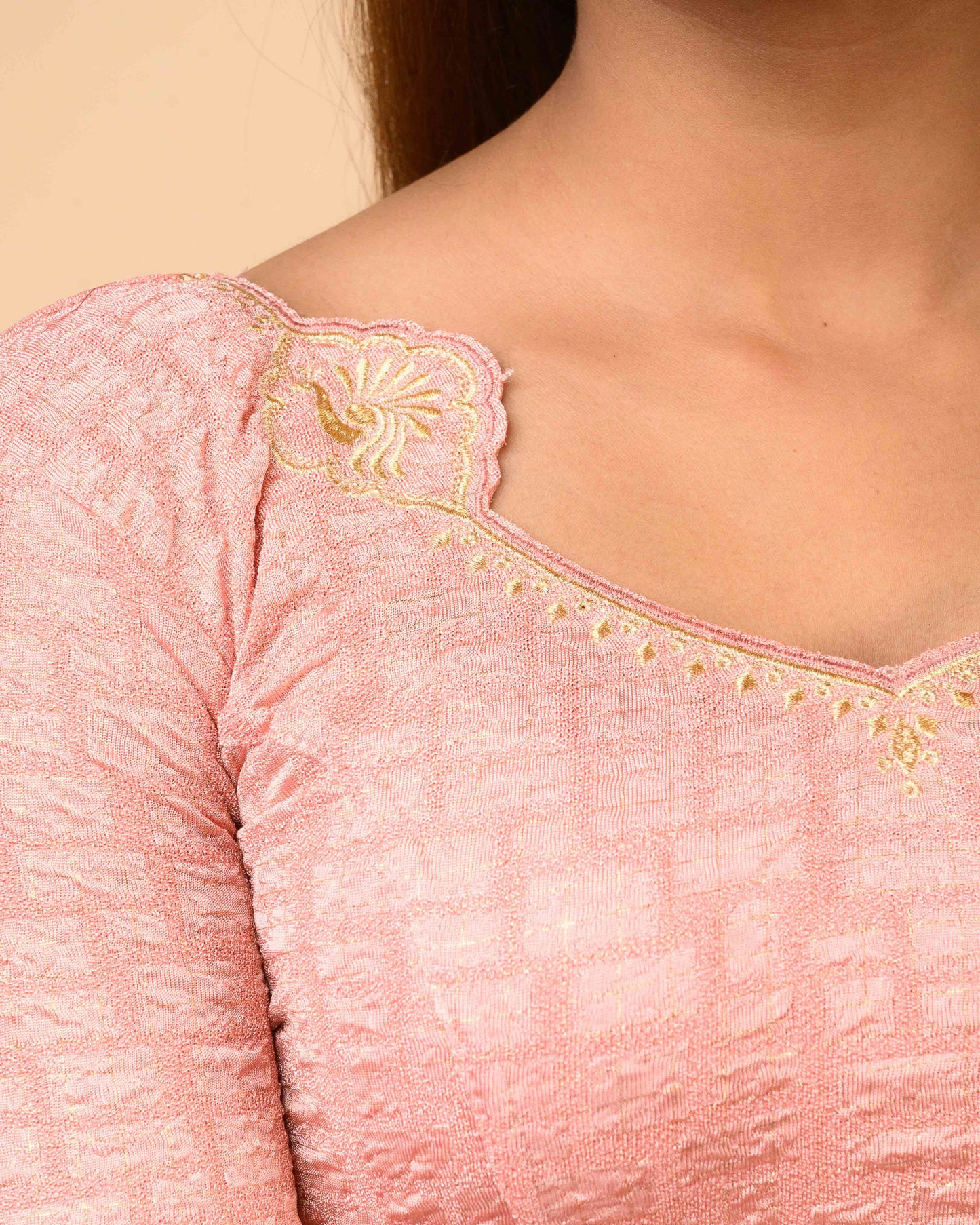 Morpankh Rose Zari Embroidered Designer Neck Saree Blouse Advi