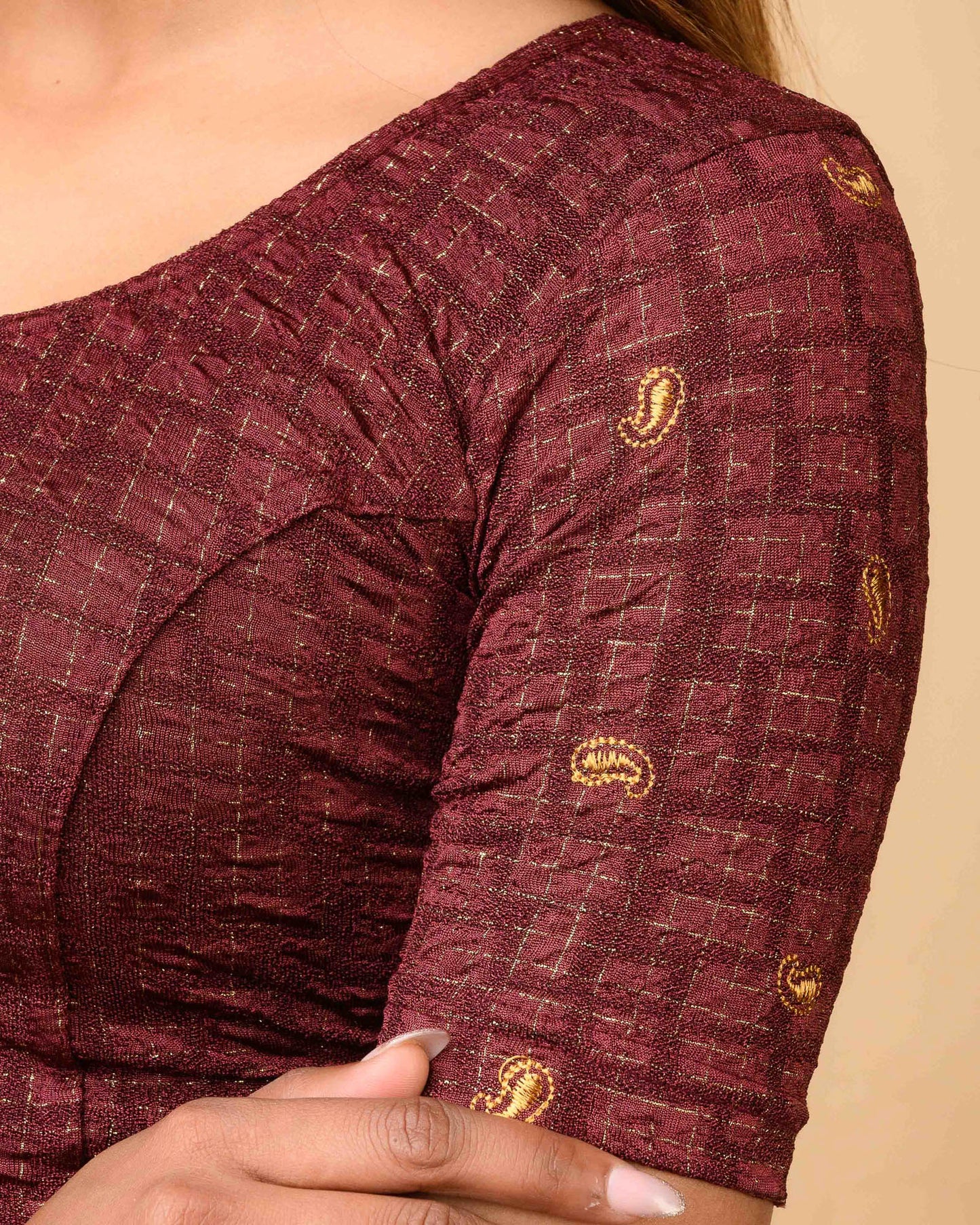 Sona Wine Foil Checkered Resham Work Saree Blouse Advi