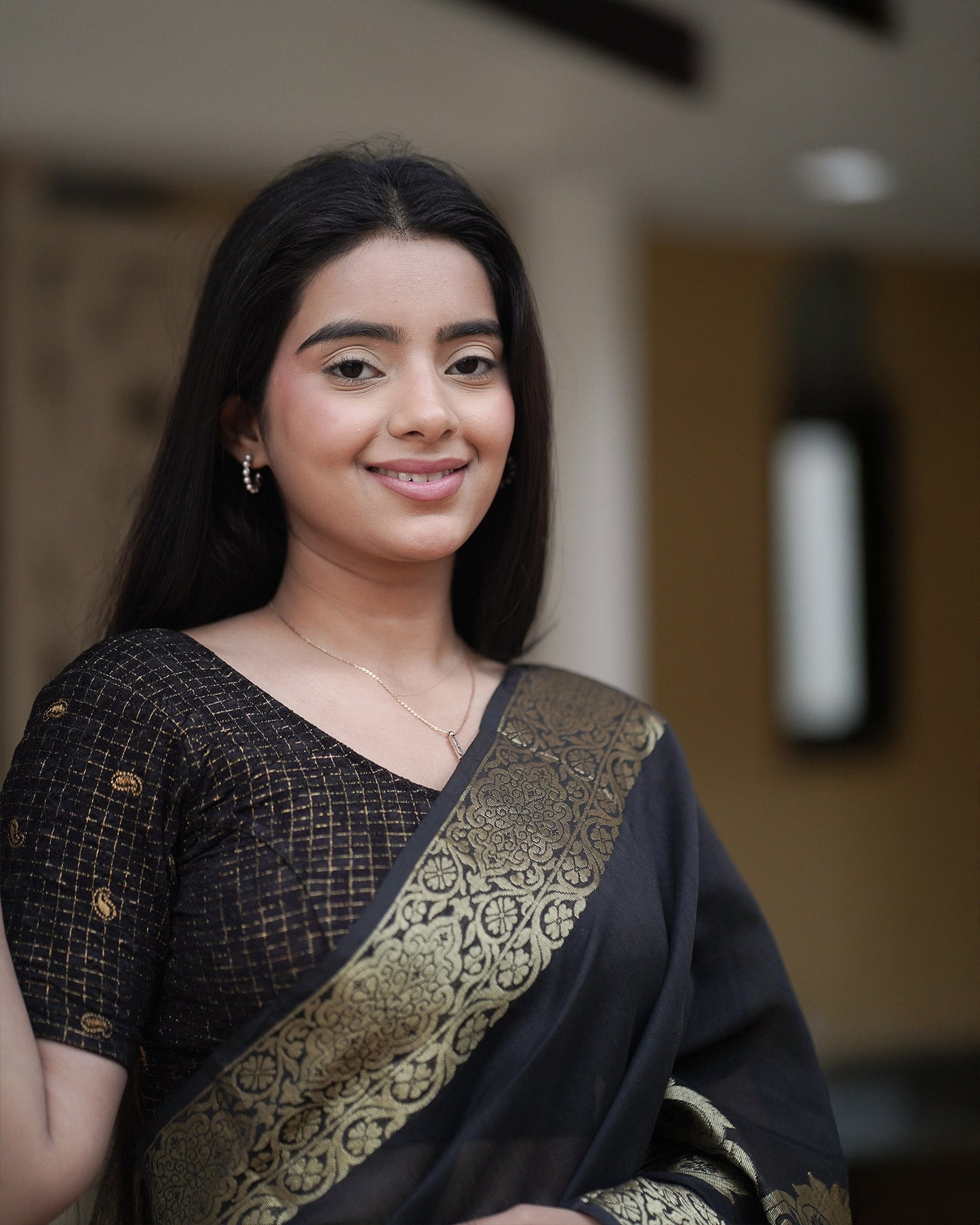 Sona Black Foil Checkered Resham Work Saree Blouse Advi
