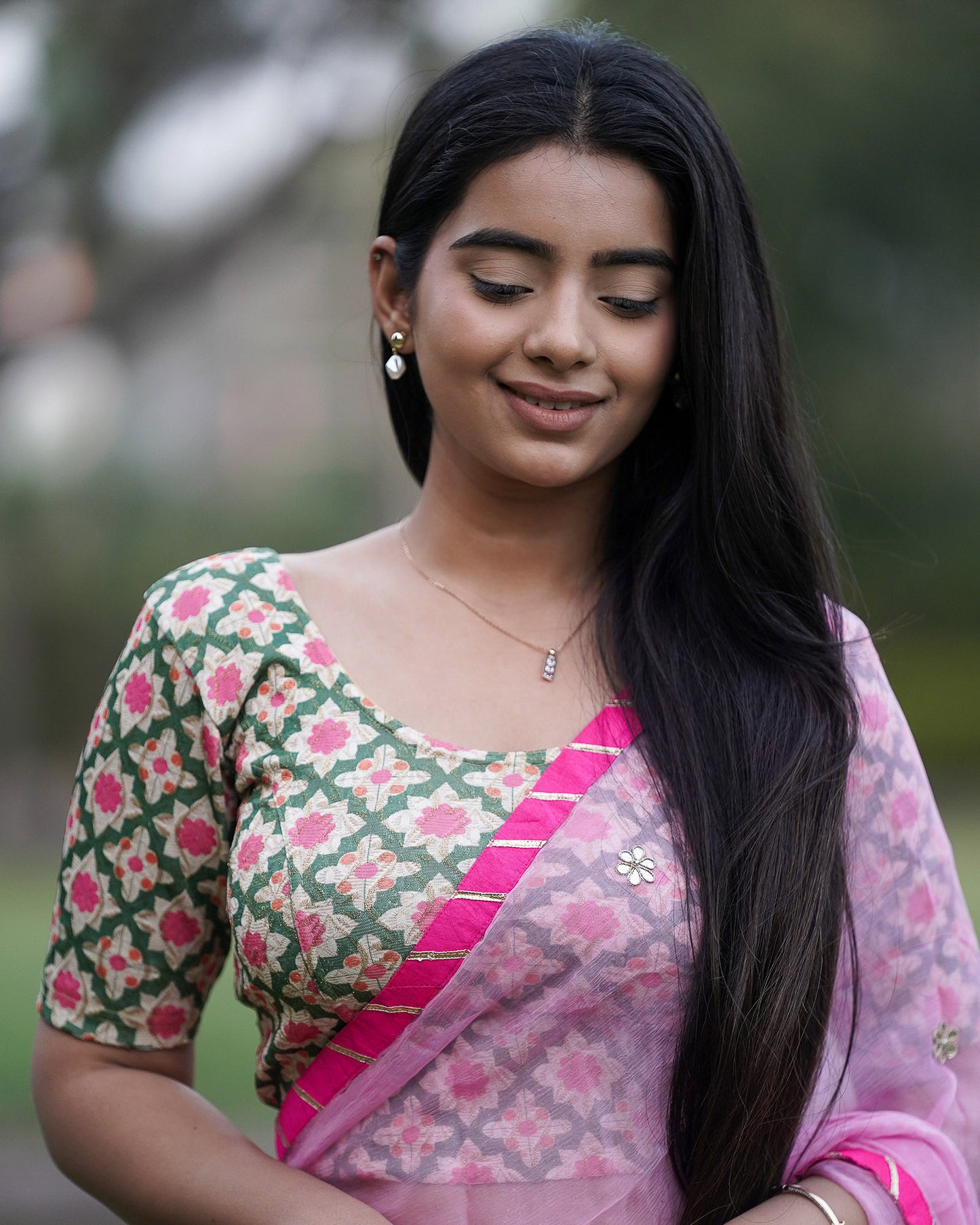 Shabana Multi Floral Printed 9 Saree Blouse Advi