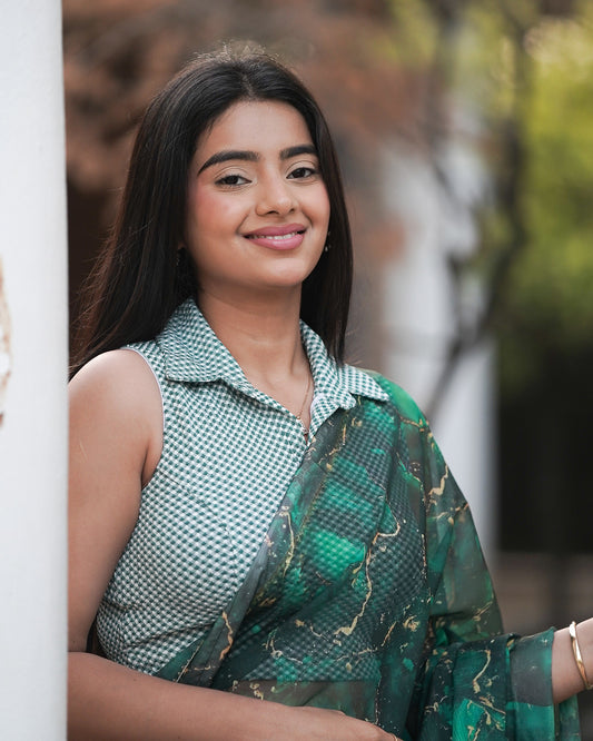 Daftar Peacock Gingham Sleeveless Blouse