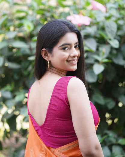 Sumti Rani V-Neck Sleeveless Blouse with Pads