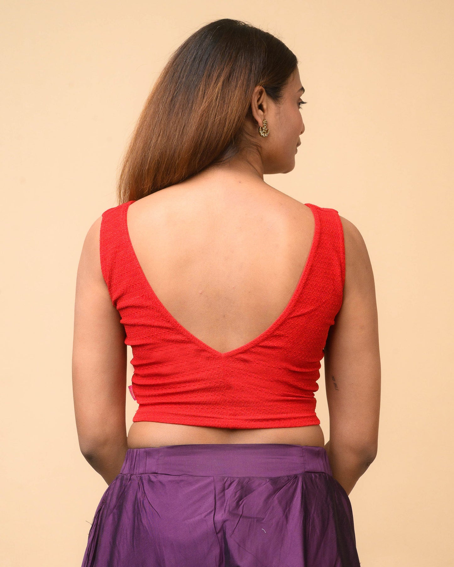 Sumti Red V-Neck Sleeveless Blouse with Removable Pads