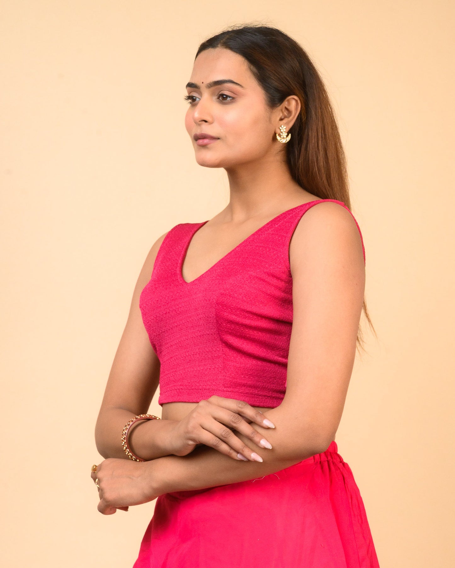 Sumti Rani V-Neck Sleeveless Blouse with Pads