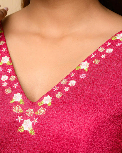 Sameera Rani V-Neck Embroidered Sleeveless Saree Blouse with Removable Pads Advi