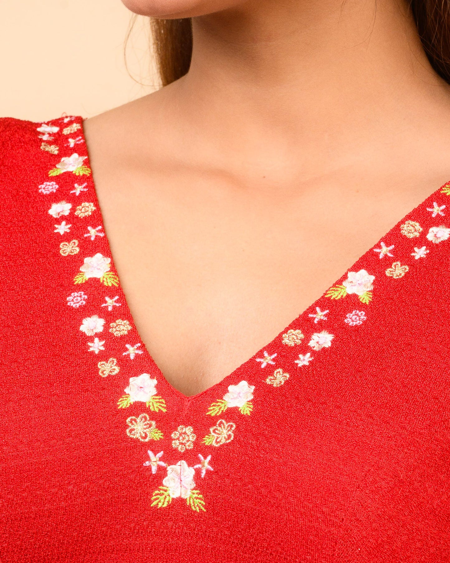Sameera Red V-Neck Embroidered Sleeveless Saree Blouse with Removable Pads Advi