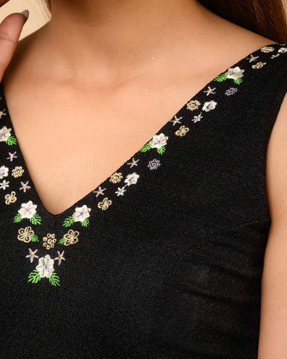 Sameera Black V-Neck Embroidered Sleeveless Saree Blouse with Removable Pads Advi