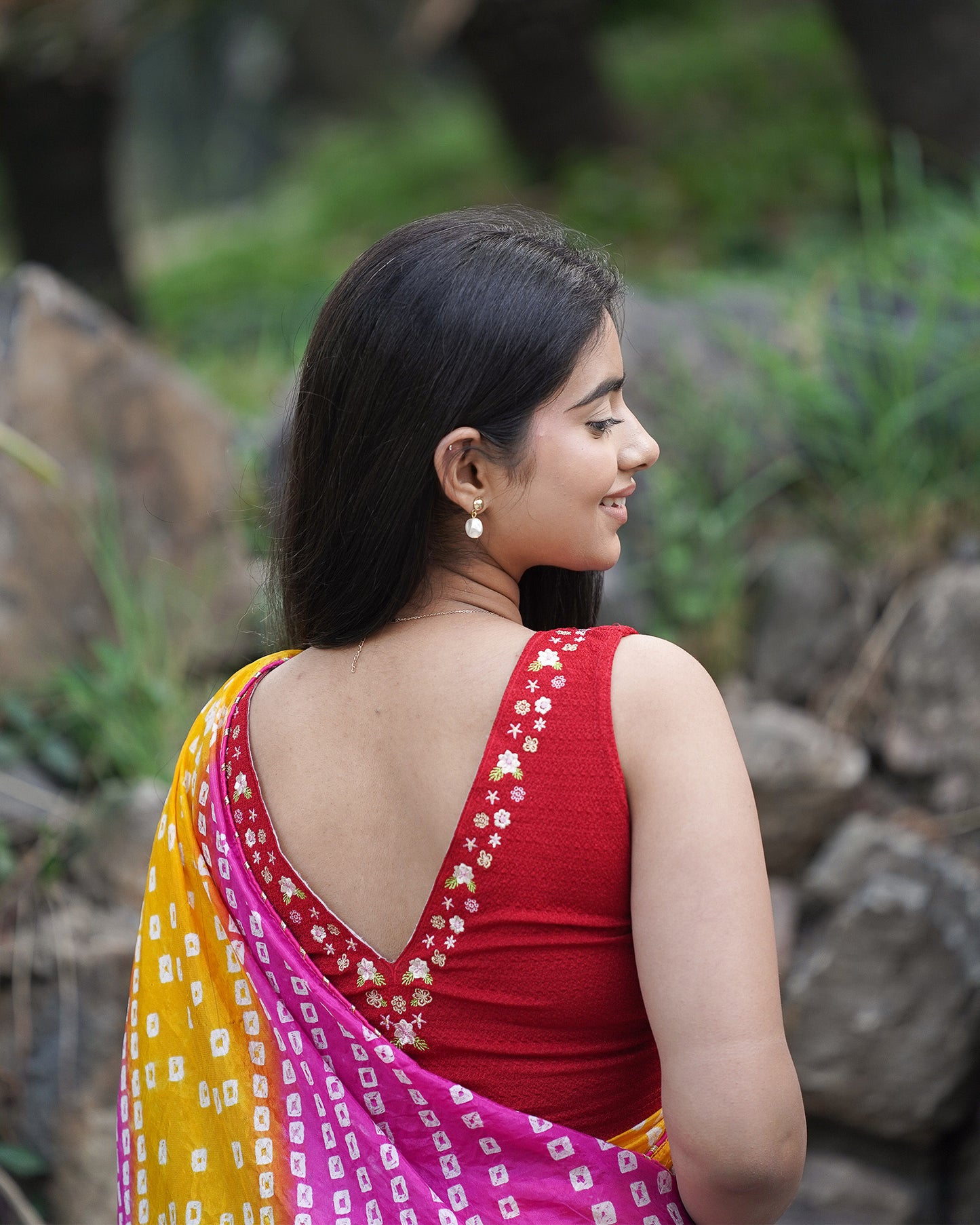Sameera Red V-Neck Embroidered Sleeveless Saree Blouse with Removable Pads Advi