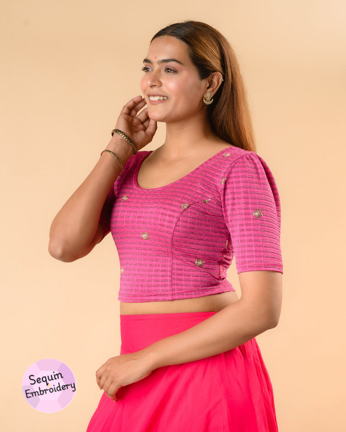 Damini rani blouse showing the soft puff sleeve by Advi - side
