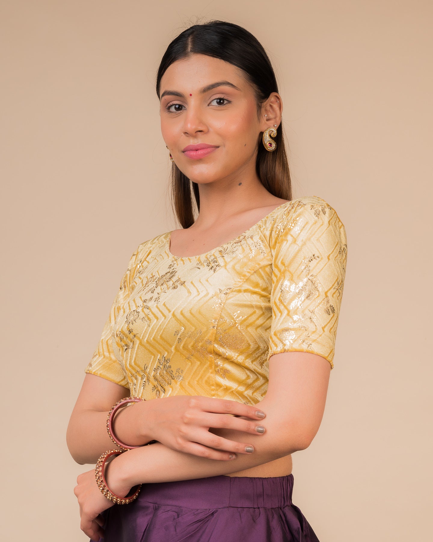 Shabri Velvet Metallic Floral Sweetheart Neck with Potli Detail Stretchable slip on Blouse
