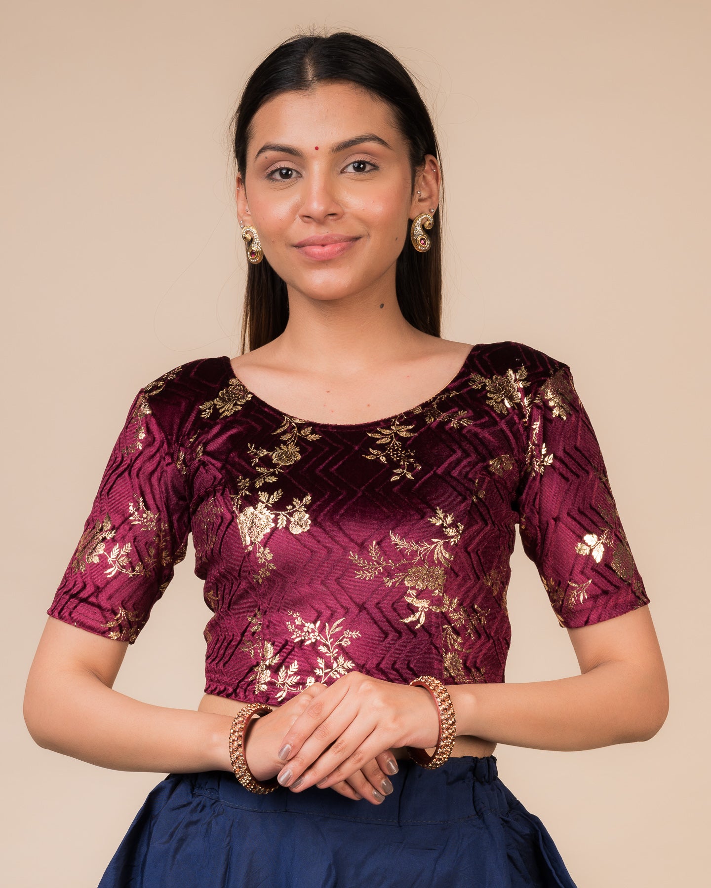 Shabri Velvet Metallic Floral Sweetheart Neck with Potli Detail Stretchable slip on Blouse