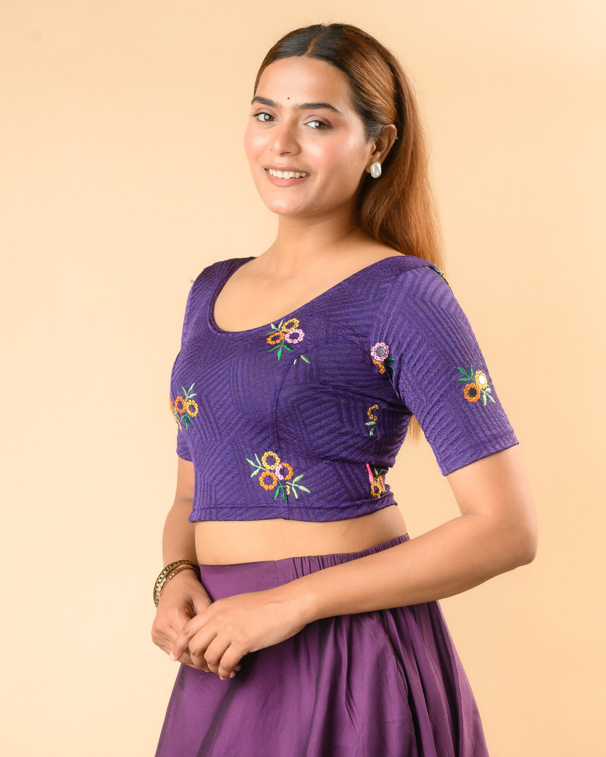 Jheeni purple blouse side view with mirror work on the elbow sleeves by Advi - side